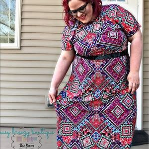 2XL LuLaRoe Maria EUC